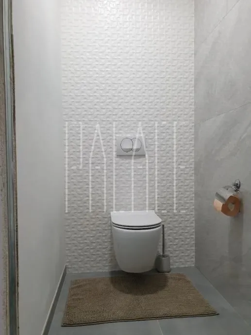 moderna kuća s bazenom u mirnom predjelu splita: 160m2 (prodaja) - slika 4