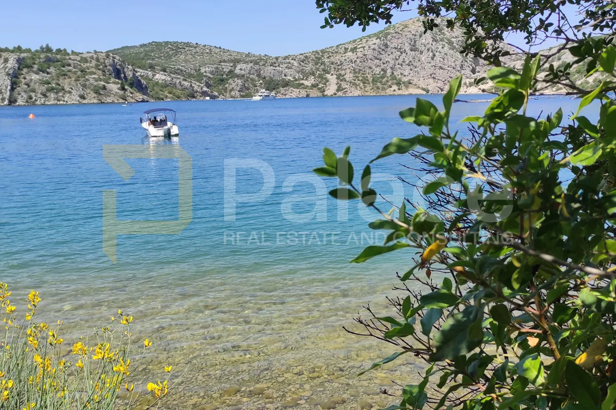 šibenik: atraktivno zemljište s panoramskim pogledom 27 542m2 - slika 13