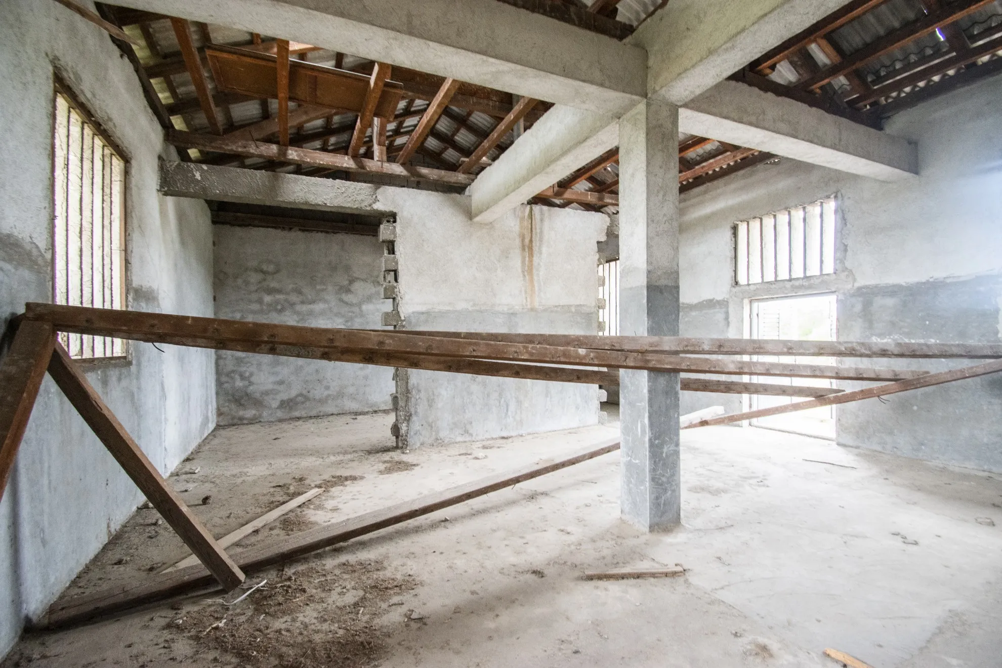 skladišno-prodajna zgrada za renovaciju s terenom,šibenik, 7991 m2 - slika 3