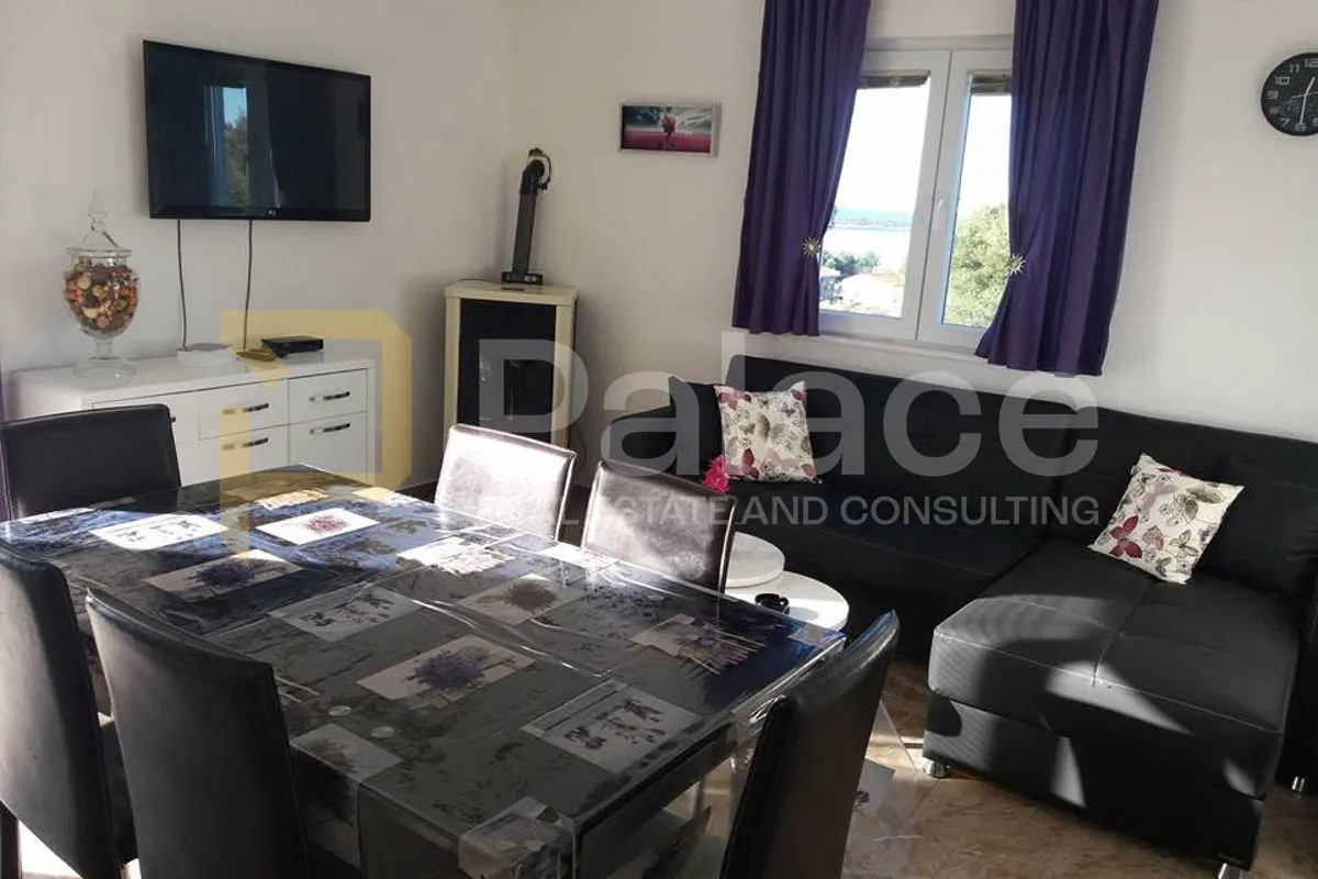 *sniženo* prekrasna kuća s apartmanima, maslinica, šolta - slika 20