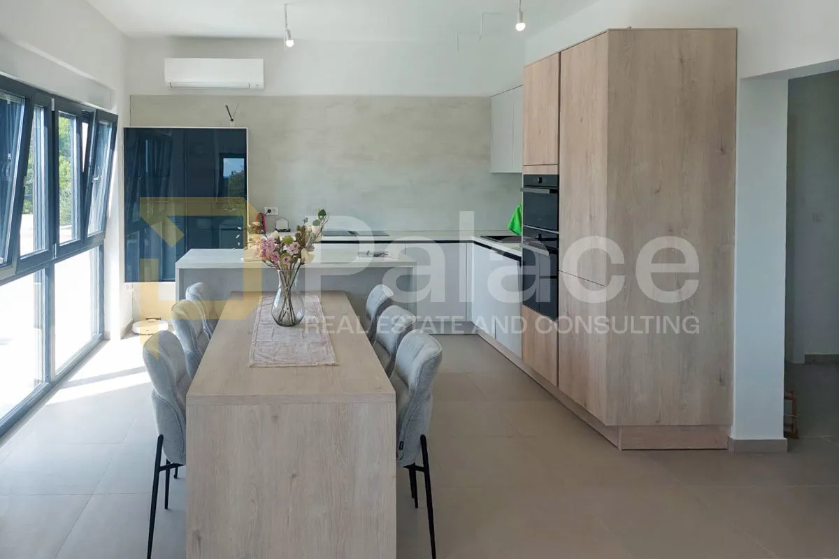 luksuzan dvoetažni stan u dvojnom objektu s bazenom 240m2 - slika 10