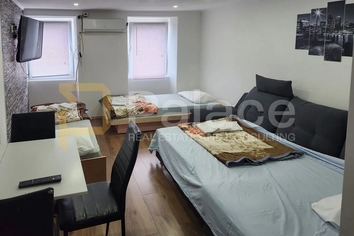 iznajmljuje se smještaj za 10 radnika – prvi red do mora, bakar - slika 3