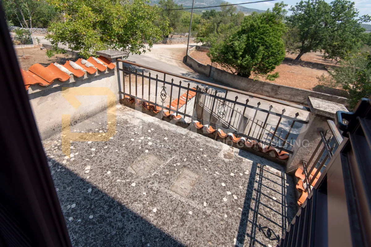 obiteljska kuća s potencijalom 239m2 - dubrava kod šibenika - slika 22