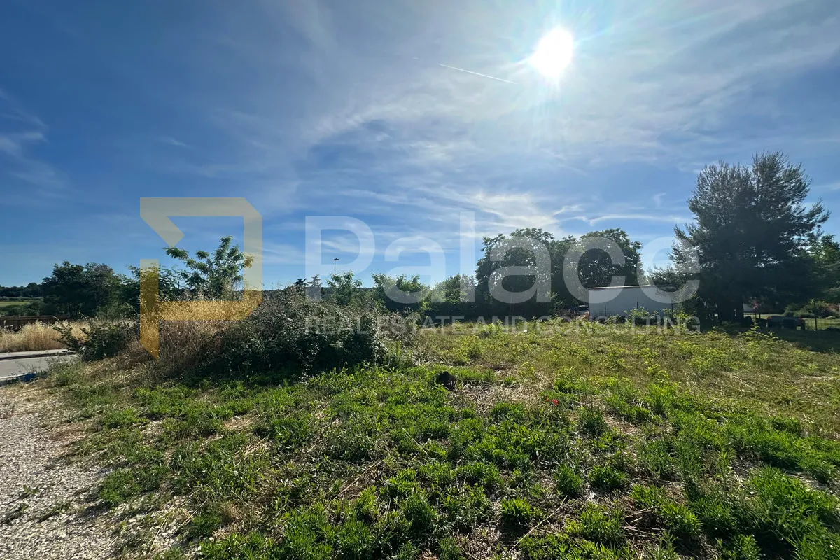 štinjan - građevinsko zemljište 898 m² na odličnoj lokaciji - slika 4