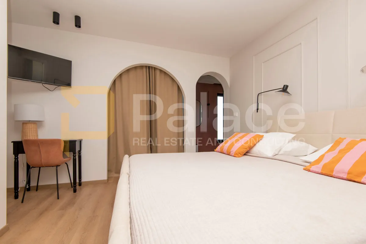 luksuzna vila 210m2 - prvi red do jezera - bilice - slika 20