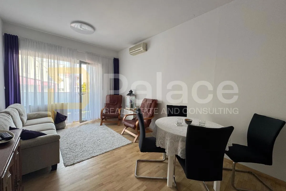 useljiv odmah – prostran stan u srcu donjeg grada 71m² - slika 9