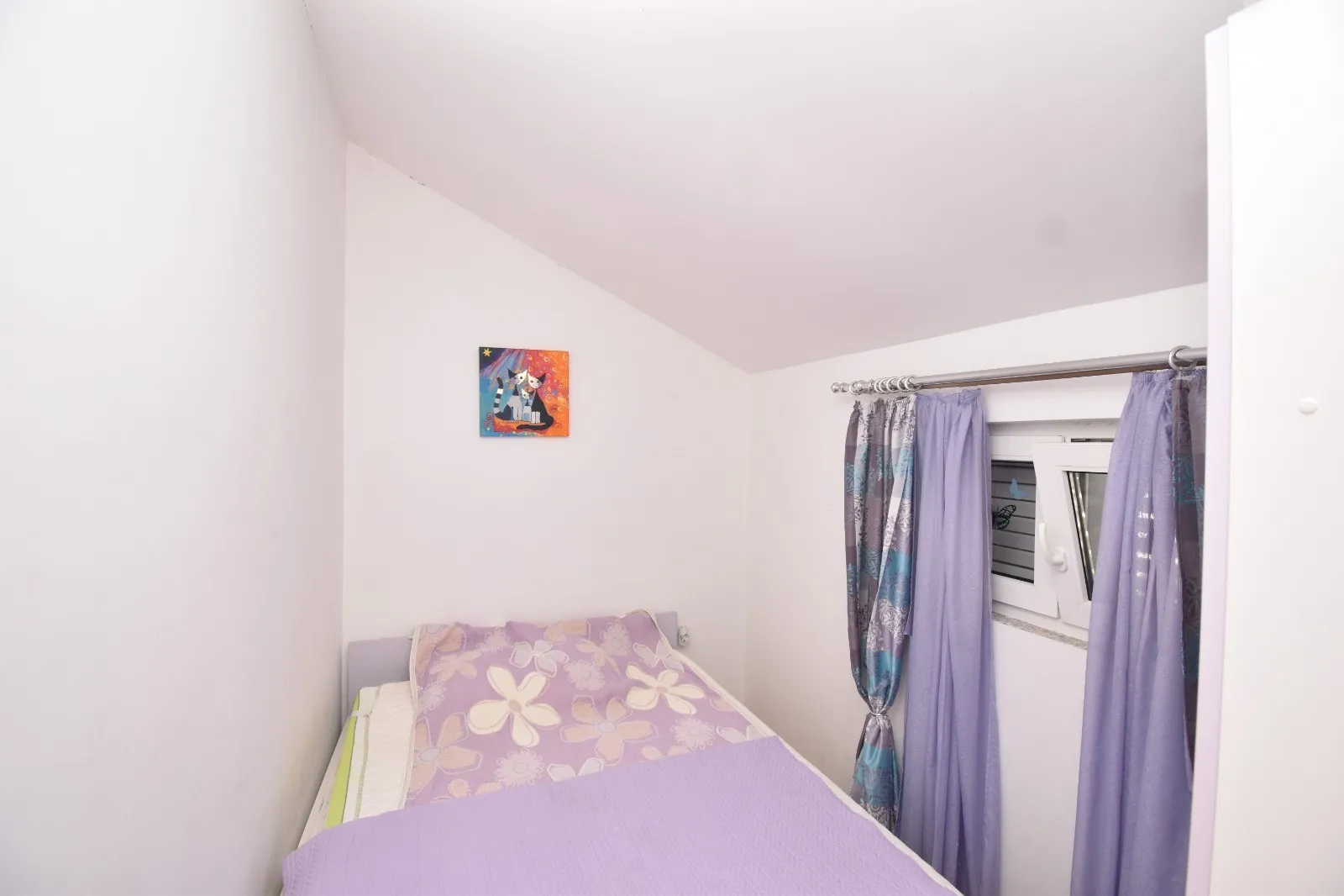 useljiva kuća s 3 apartmana blizu mora, žaborić, 183 m2 - slika 16
