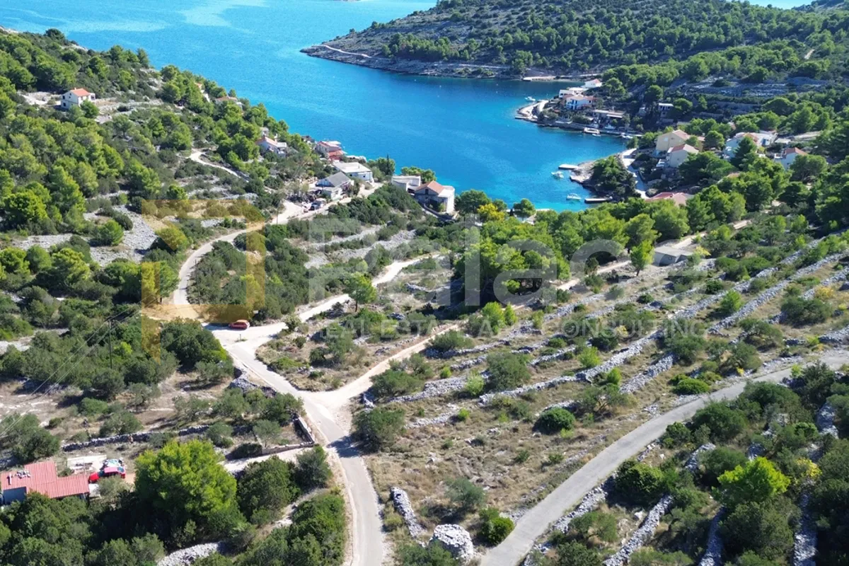 građevinsko zemljište sa predivnim pogledom neposredno uz obalu, žirje - slika 15