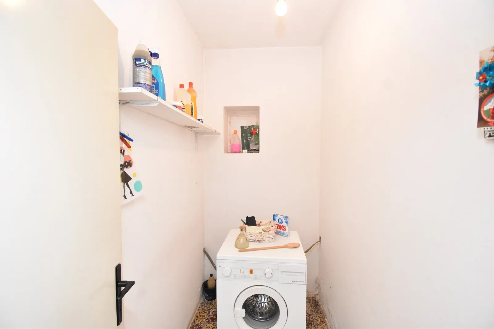 samostojeća prizemnica s velikim vrtom, predgrađe šibenika, 128 m2 - slika 6