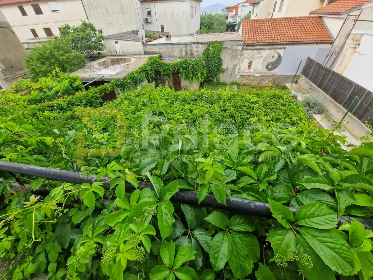 zadar ; brodarica : kuća 100 metara od mora - slika 2
