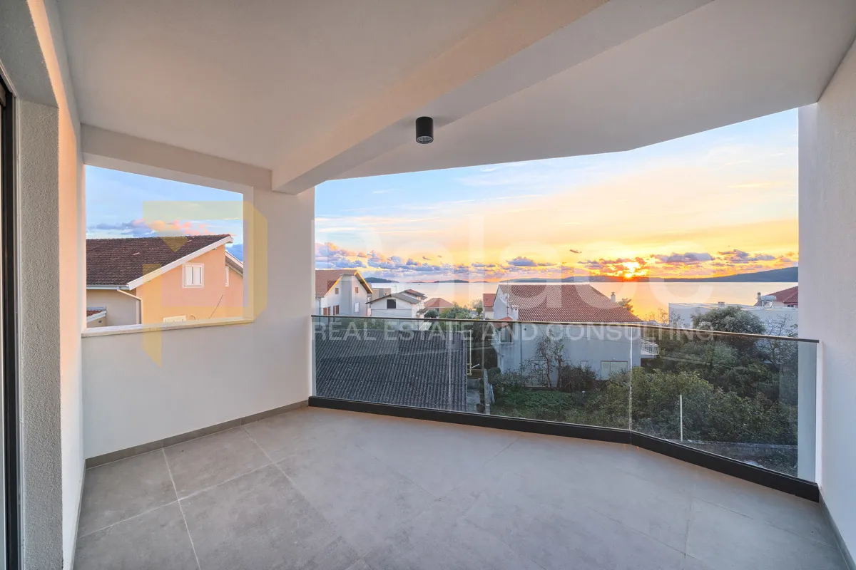 penthouse na brodarici s pogledom na more - slika 3