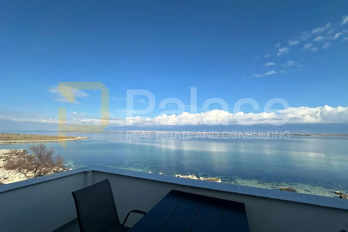 prvi red do mora, potpuno namješten stan 45m2 - slika 13