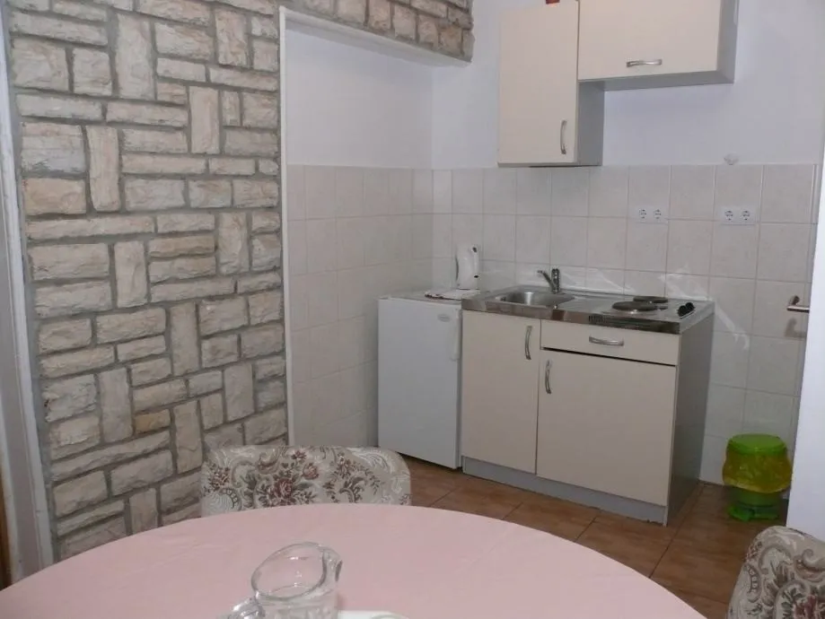 stan od 54m2, 500m od mora, novalja - slika 3