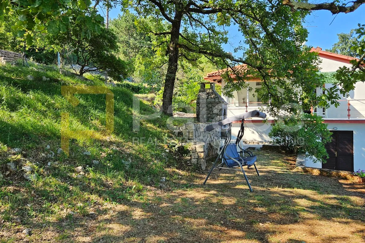 kuća s predivnom okućnicom i pogledom na more, mošćenička draga - slika 29