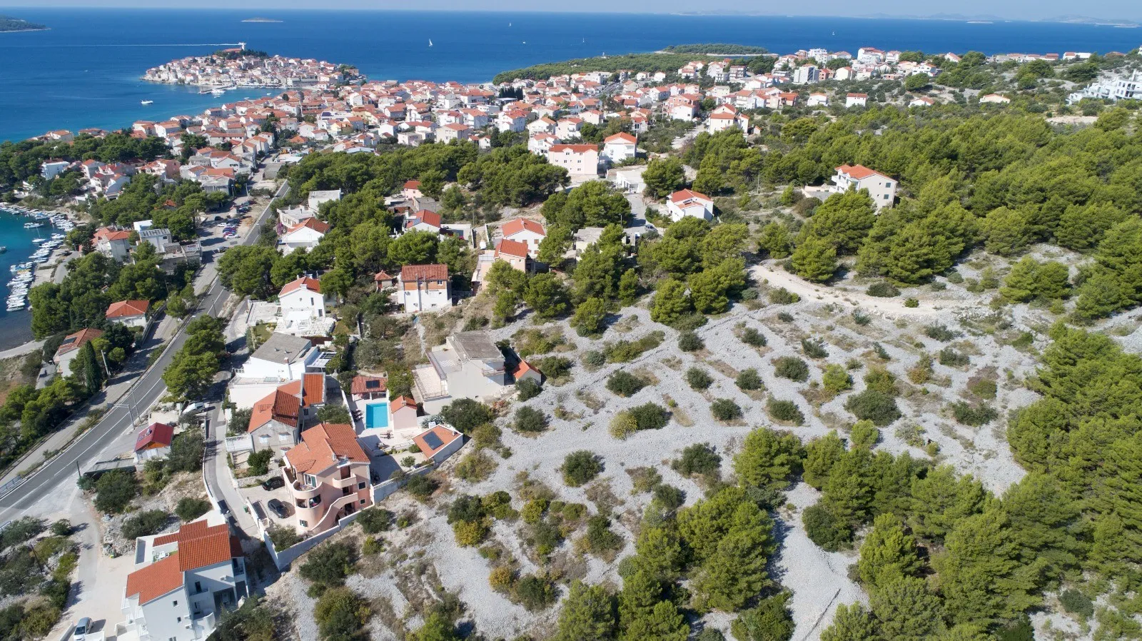 građevinsko zemljište blizu mora, primošten 2.330 m2 - slika 4