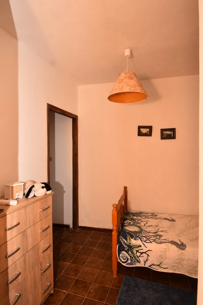 kuća na otoku s velikom terasom - slika 23