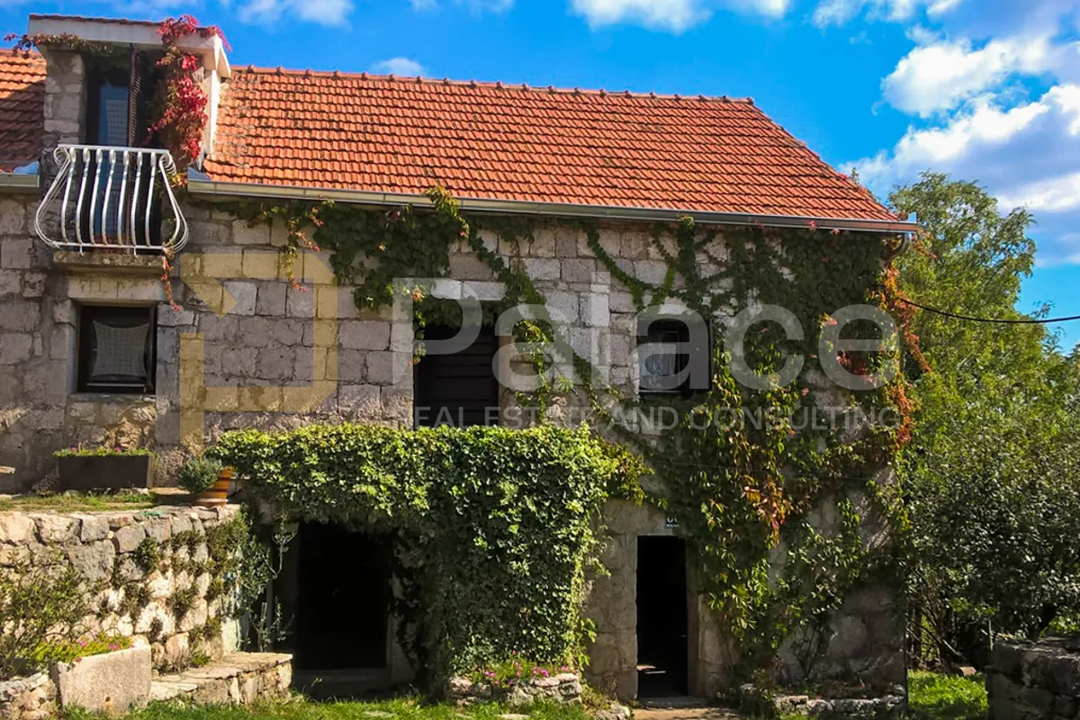 bajkovita kuća u mirnom mjestu, lovreć, 150 m2 - slika 10