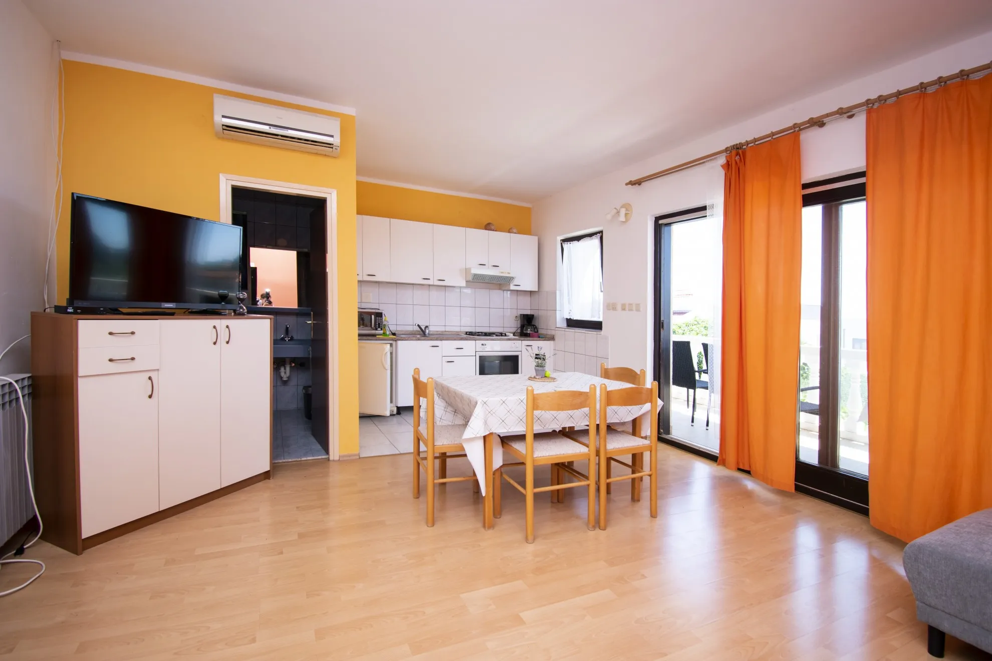kuća na zemljištu od 3500 m2, vodice - slika 5