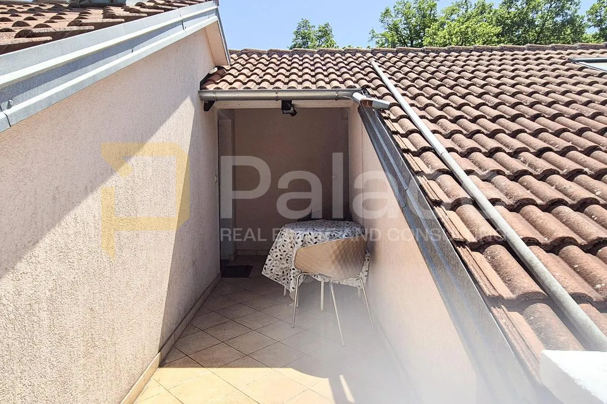 matulji– kućeli- mirna lokacija, stan 90 m² u potkrovlju - slika 13
