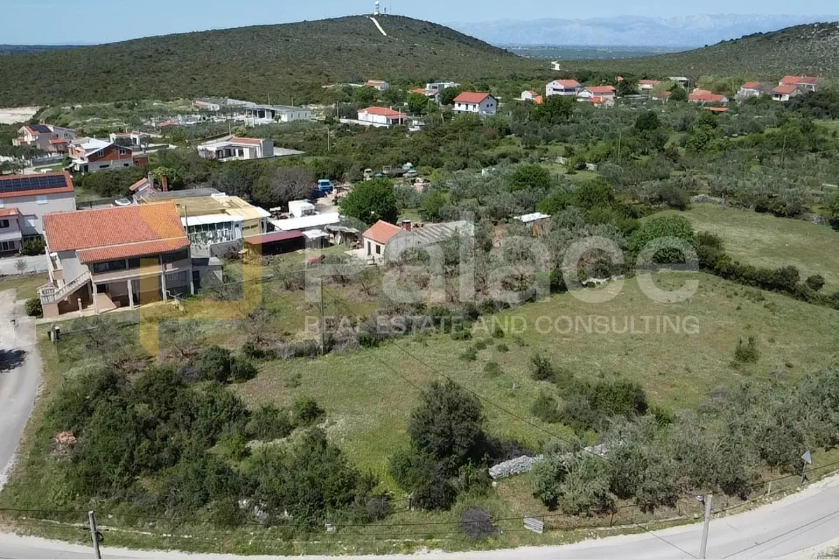 debeljak: atraktivno zemljište 751 m2 - slika 2