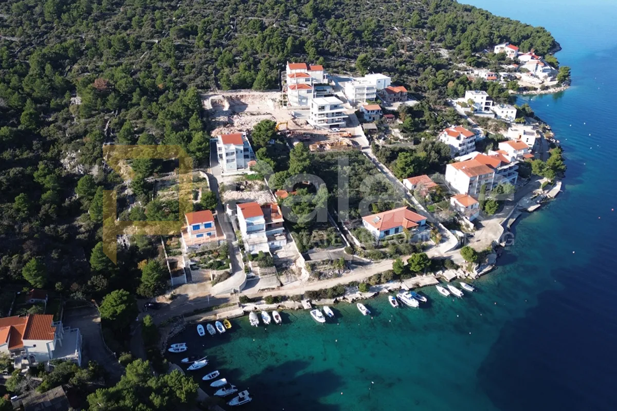 lijepo građevinsko zemljište prvi red do mora, 988 m2 - rogoznica - slika 3