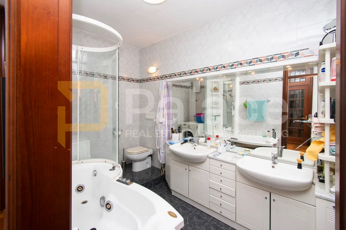 jedinstven penthouse u samom centru grada - slika 26