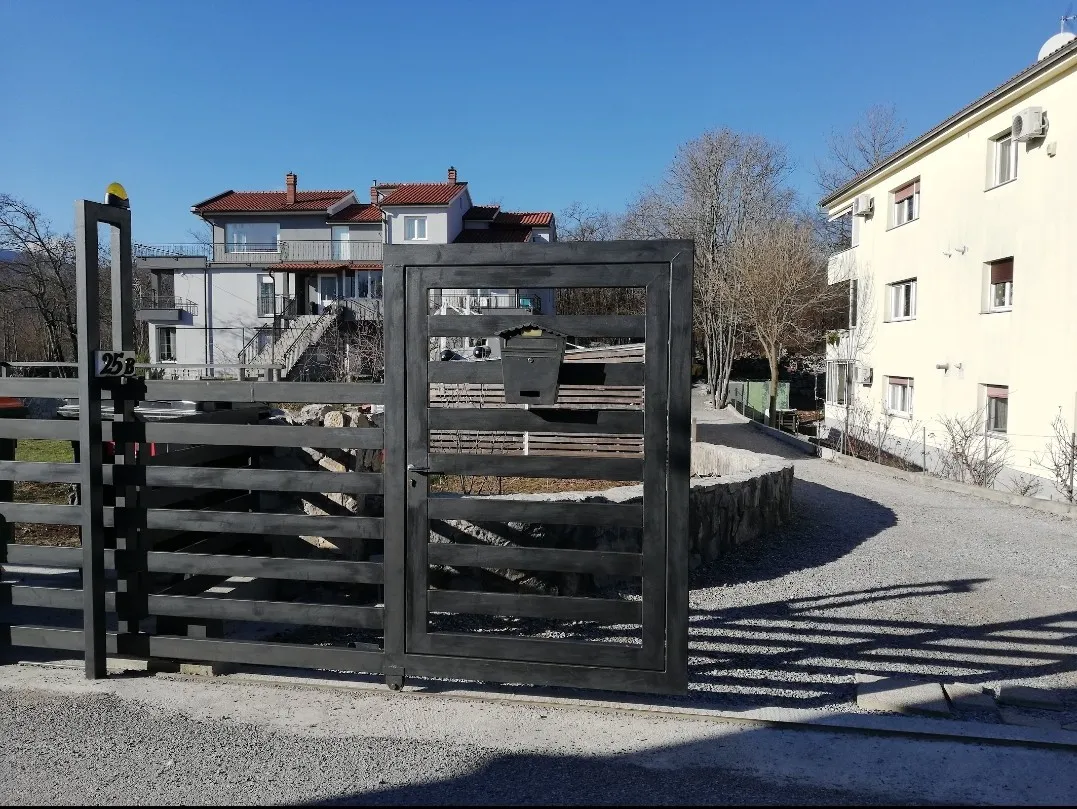 luksuzan stan 125m2 s velikom terasom, brešca, matulji - slika 8