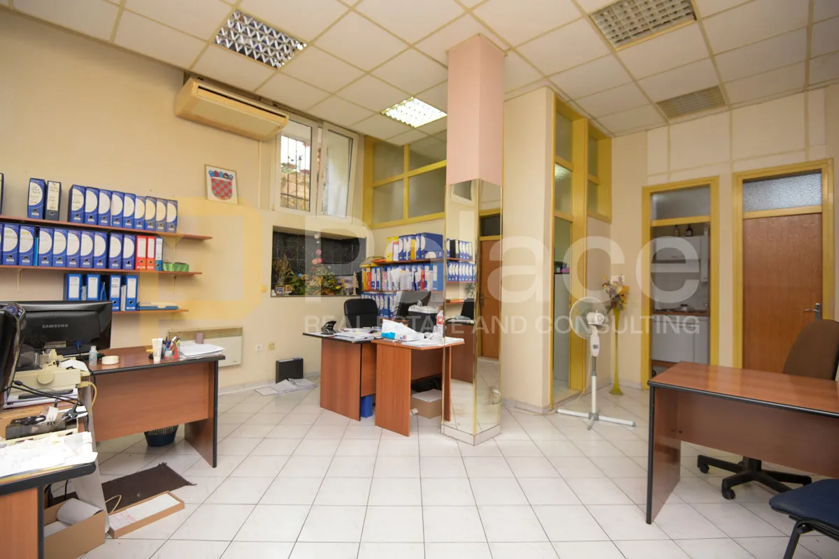 atraktivan poslovni prostor u samom centru grada - slika 3