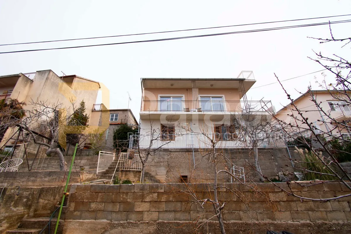 kuća: šibenik, 160.00 m2 - slika 21
