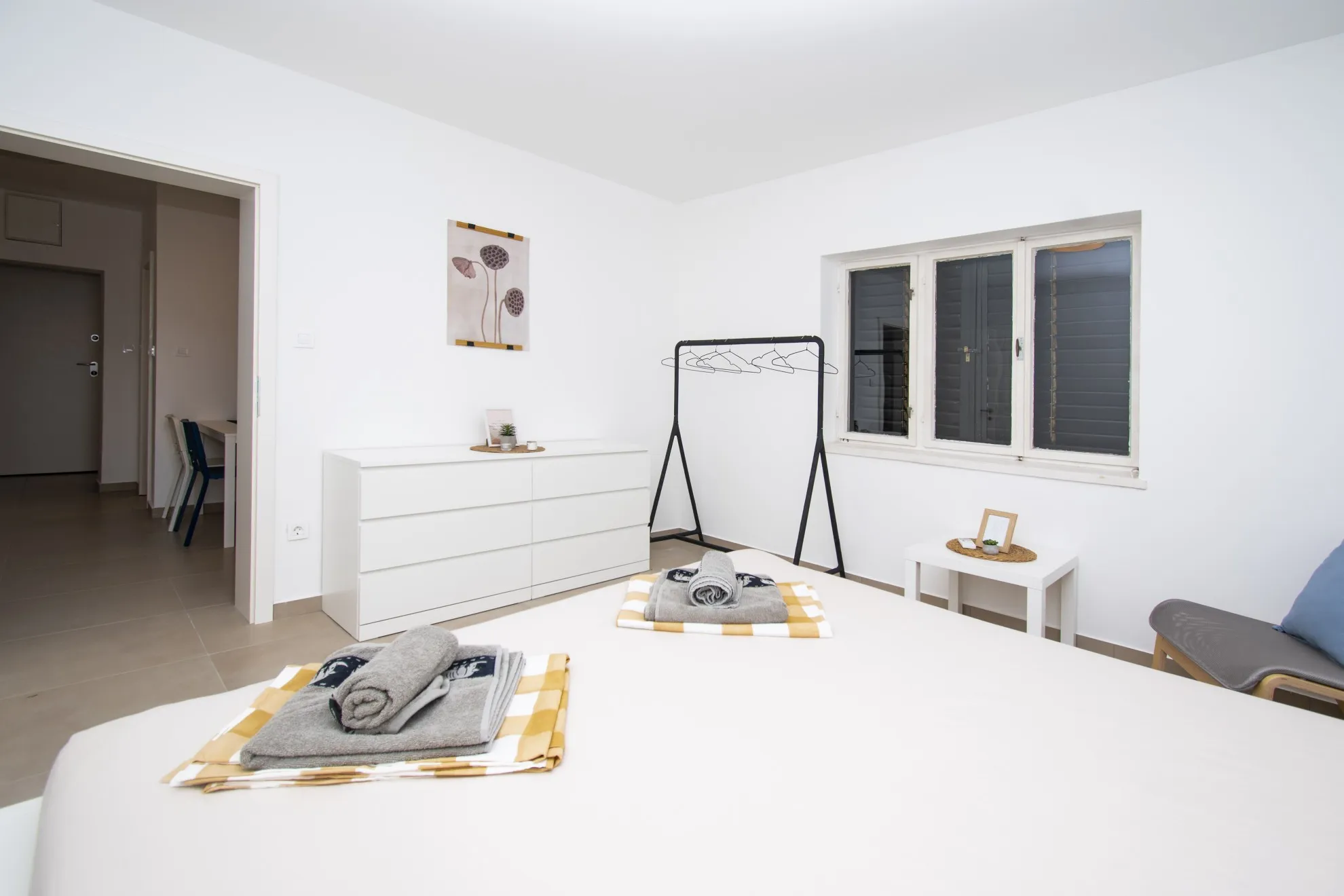 novoređeni stan s garažom i dvorištem, šibenik, 50 m2 - slika 10