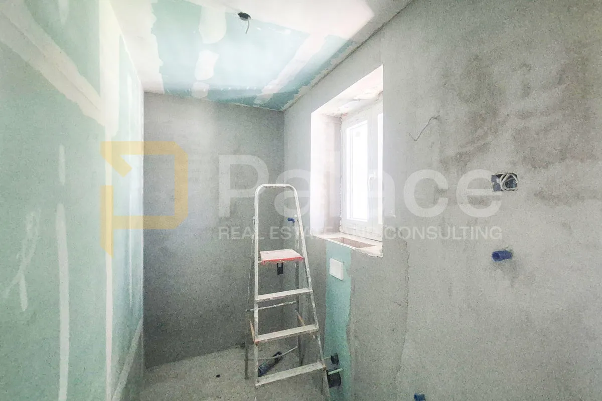 renovirani dvoetažni stan s4 u manjoj zgradi: šibenik-centar, 70 m2 - slika 12