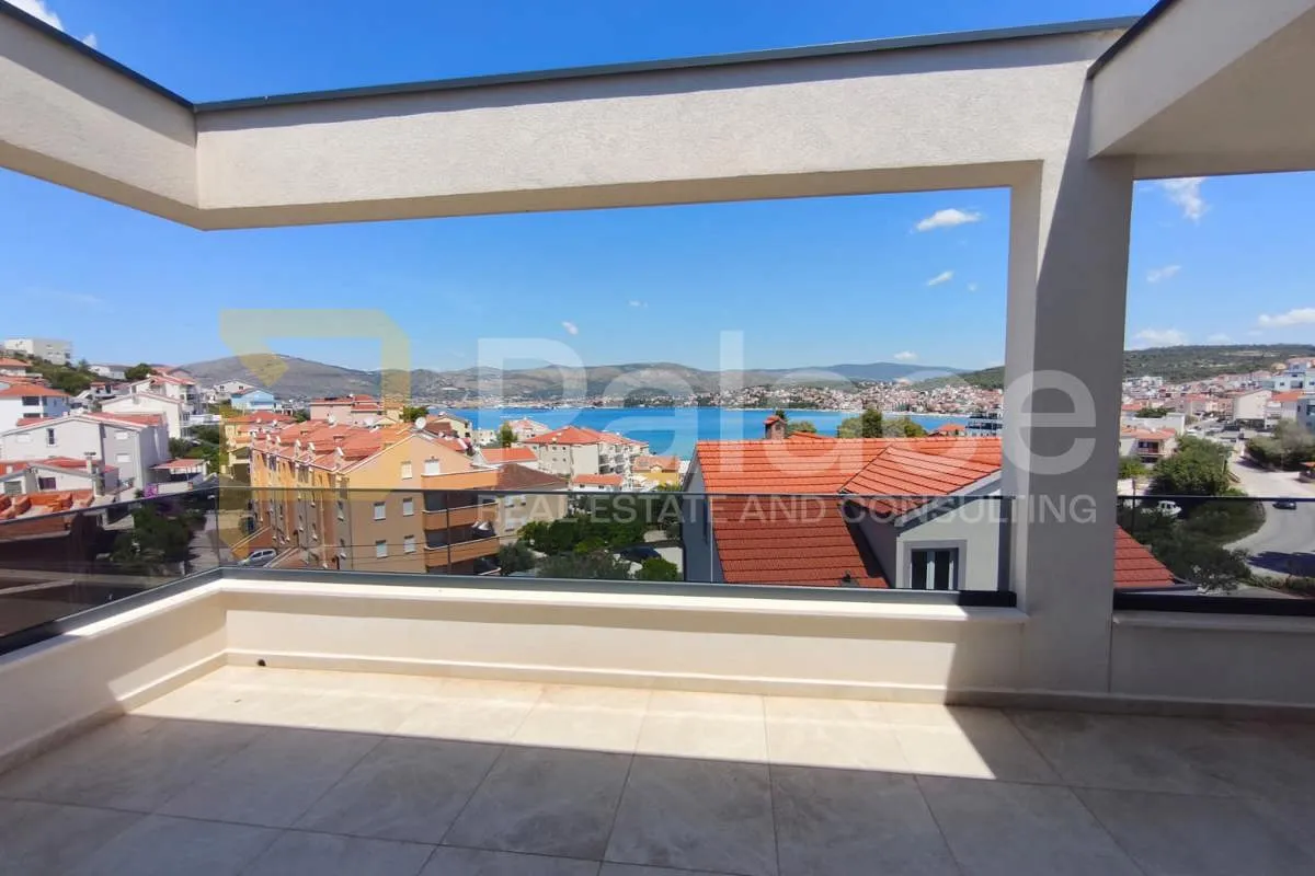 penthouse s pogledom na more - okrug gornji - slika 1