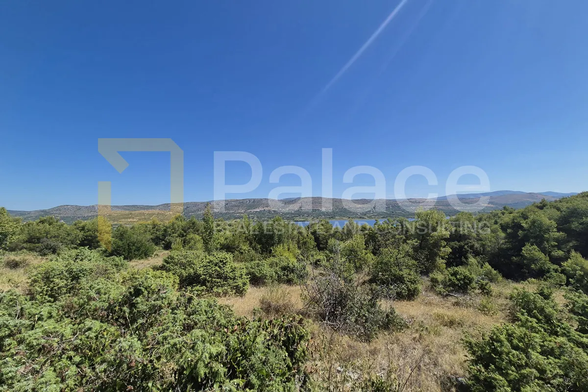 poljoprivredno zemljište s pogledom na more, 9763m2 - slika 3