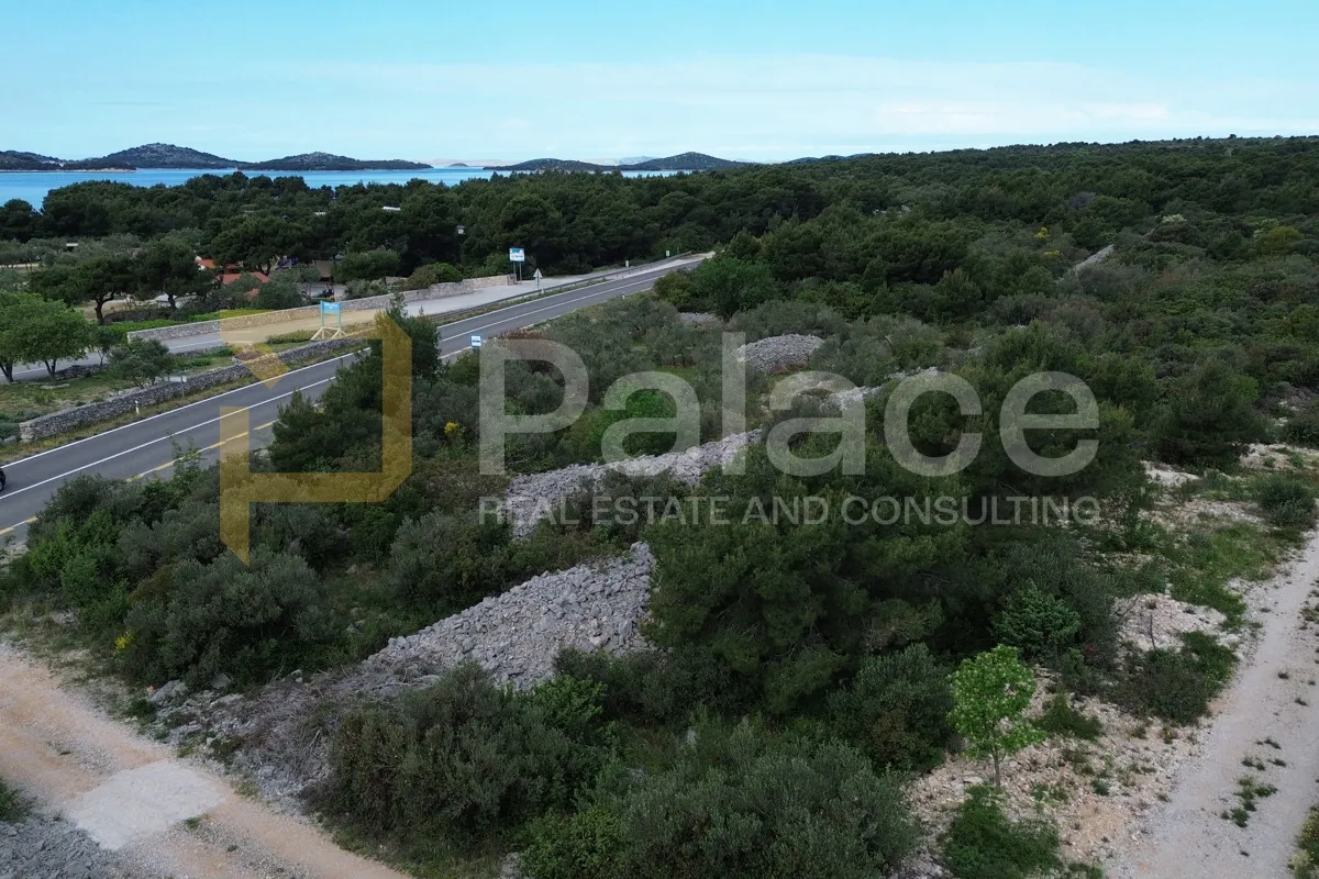 poljoprivredno zemljište s pogledom na more, pirovac-prosika, 3470 m2 - slika 2