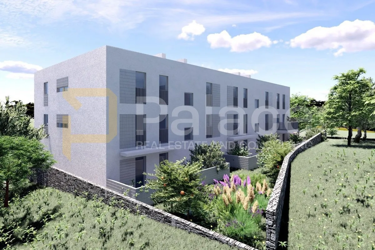 Dvosoban stan s lođom i ostavom, pogled na more, 2.kat, 73m2 - Podstrana - Miljevac, Podstrana