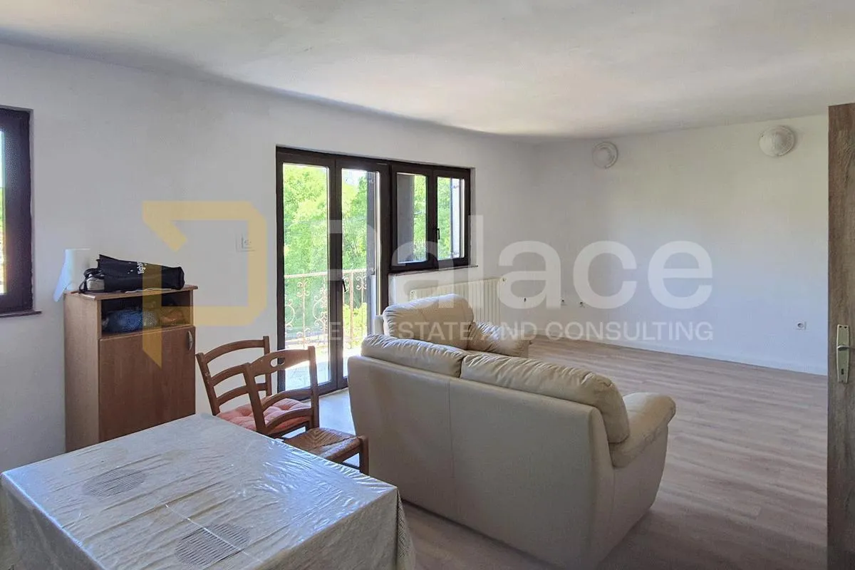 Matulji – mirna lokacija, stan u kući 124 m² s vrtom - Kućeli, Matulji