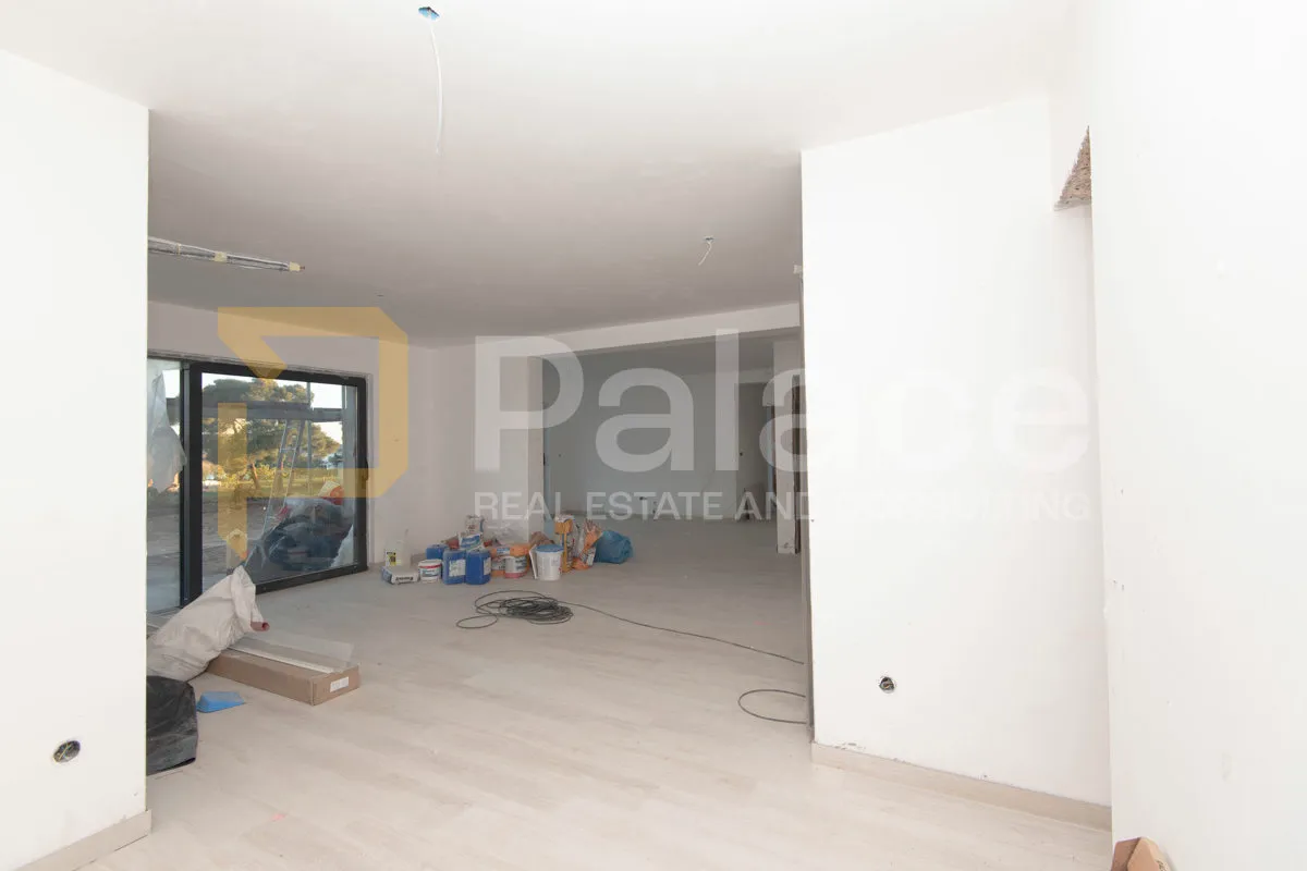trosobni stan u prizemlju prvi red do mora 142m2 - vodice - slika 4