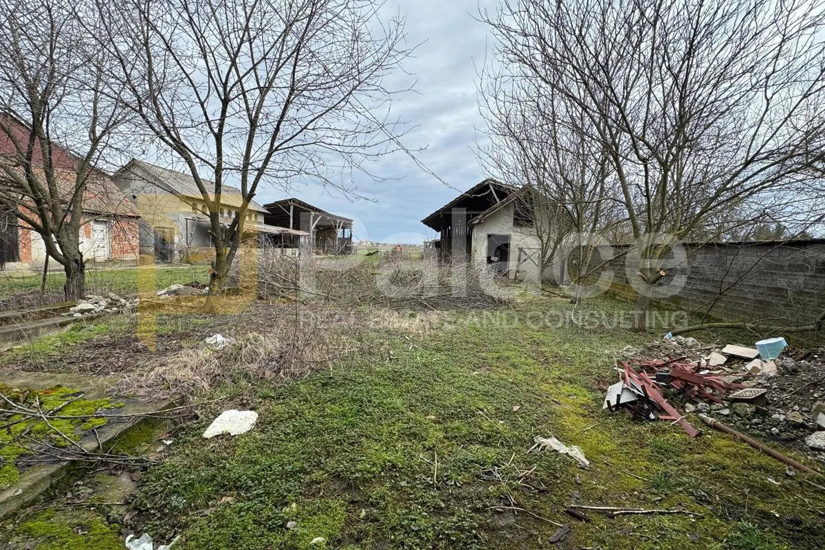 dvojna kuća s velikim dvorištem – dopsin - slika 9