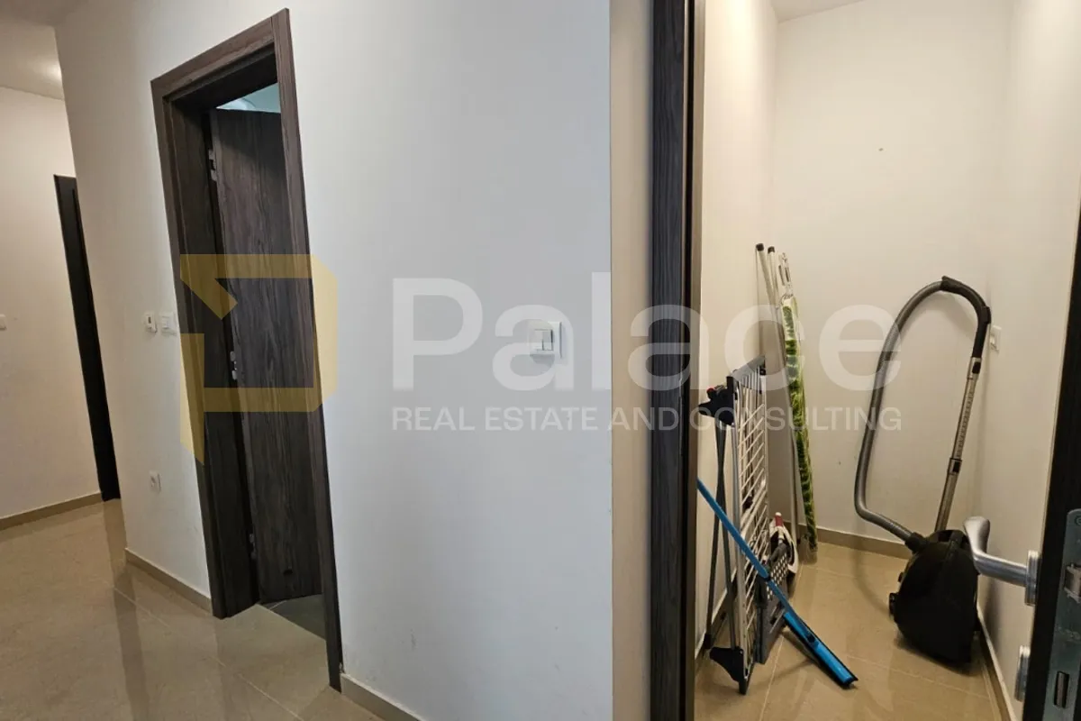 prostran stan u puli, stoja – 50 m od mora, terasa 35 m², garaža - slika 6
