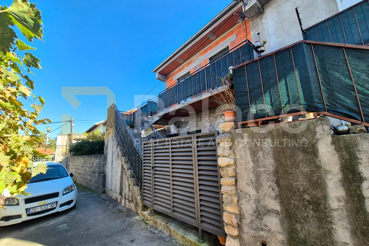 arbanasi : kuća s četiri apartmana - slika 7