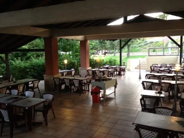 ugostiteljski objekt na 60 metara od mora i luke, rab, 130m2+200m2 - slika 2