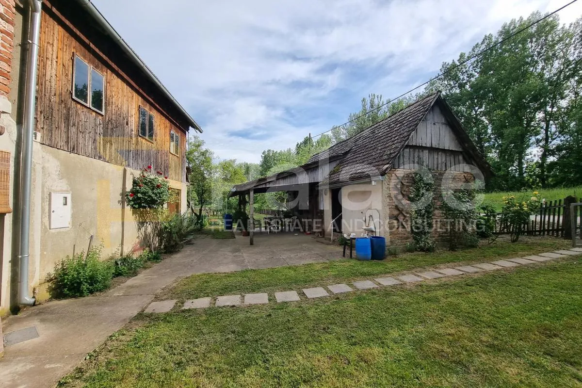 kratečko – seosko imanje s velikim potencijalom za život ili turizam - slika 24