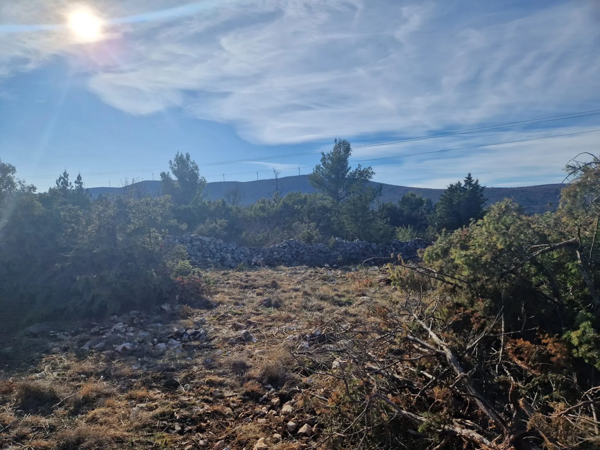 građevinski teren 1859m2, lozovac - slika 4