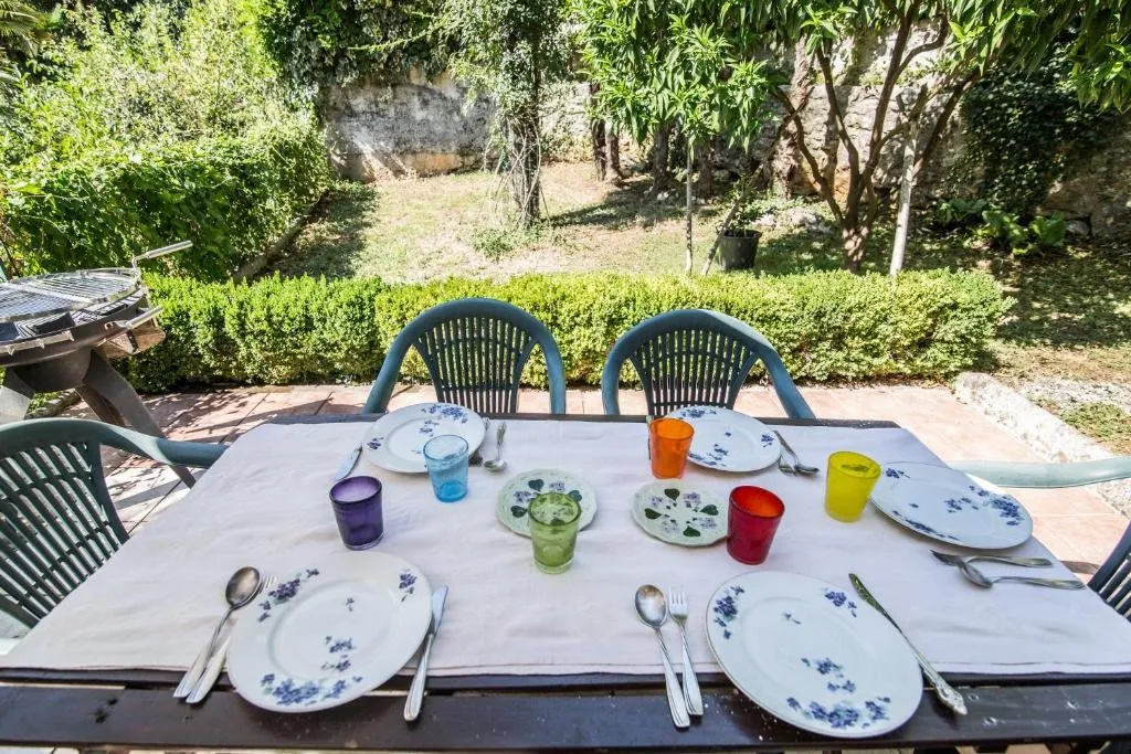 dvoetažni stan u urbanoj vili u centru grada, 200m od mora, opatija - slika 9