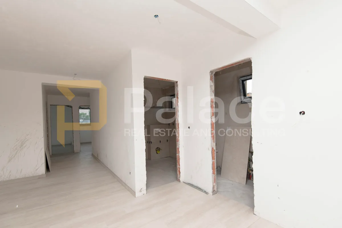 trosobni stan u prizemlju prvi red do mora 142m2 - vodice - slika 7