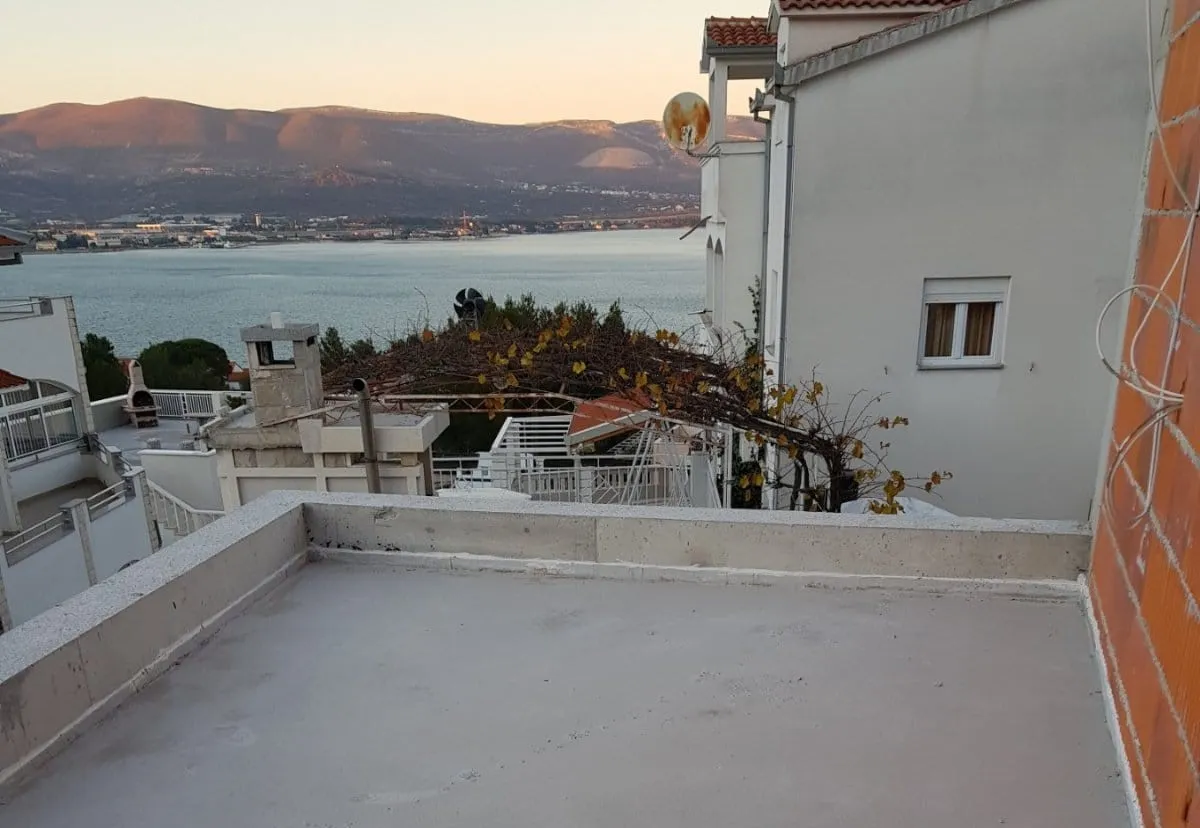 moderna vila s bazenom, čiovo 233 m² - slika 4