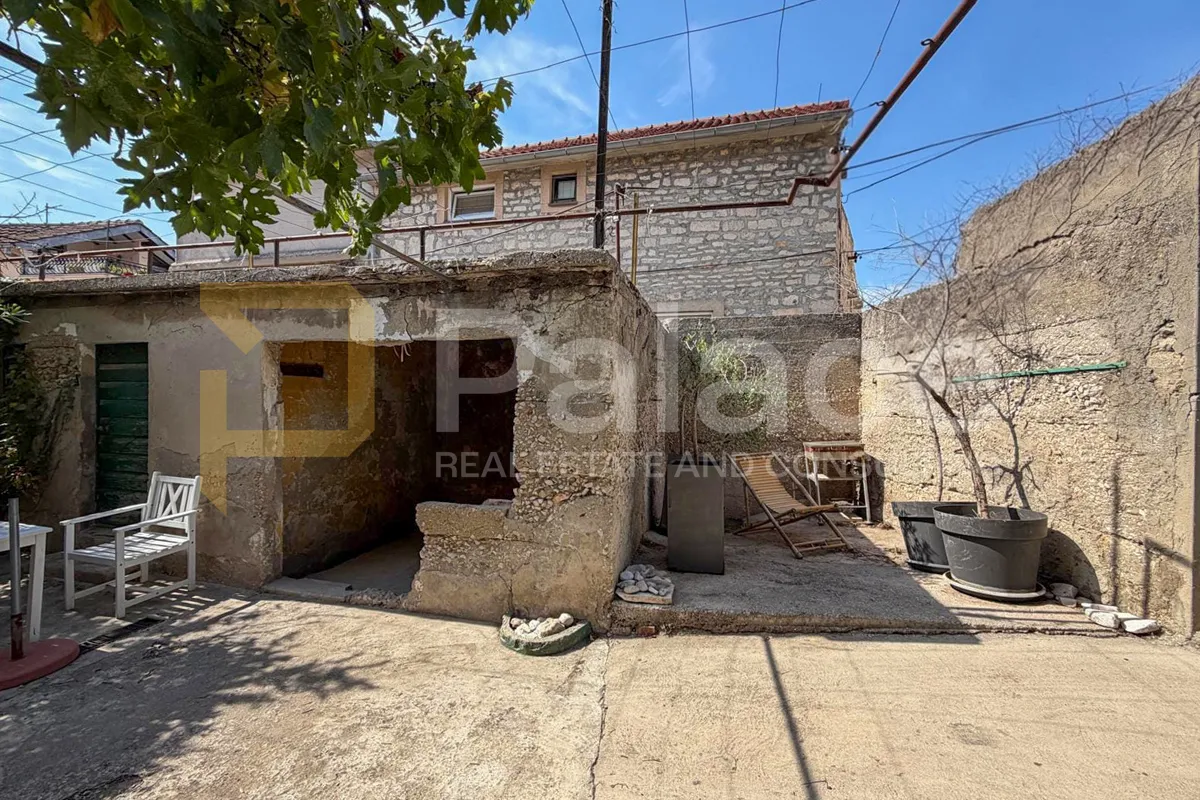manja kamena kuća na odličnoj turističkoj lokaciji, 50 m2 - šibenik - slika 5