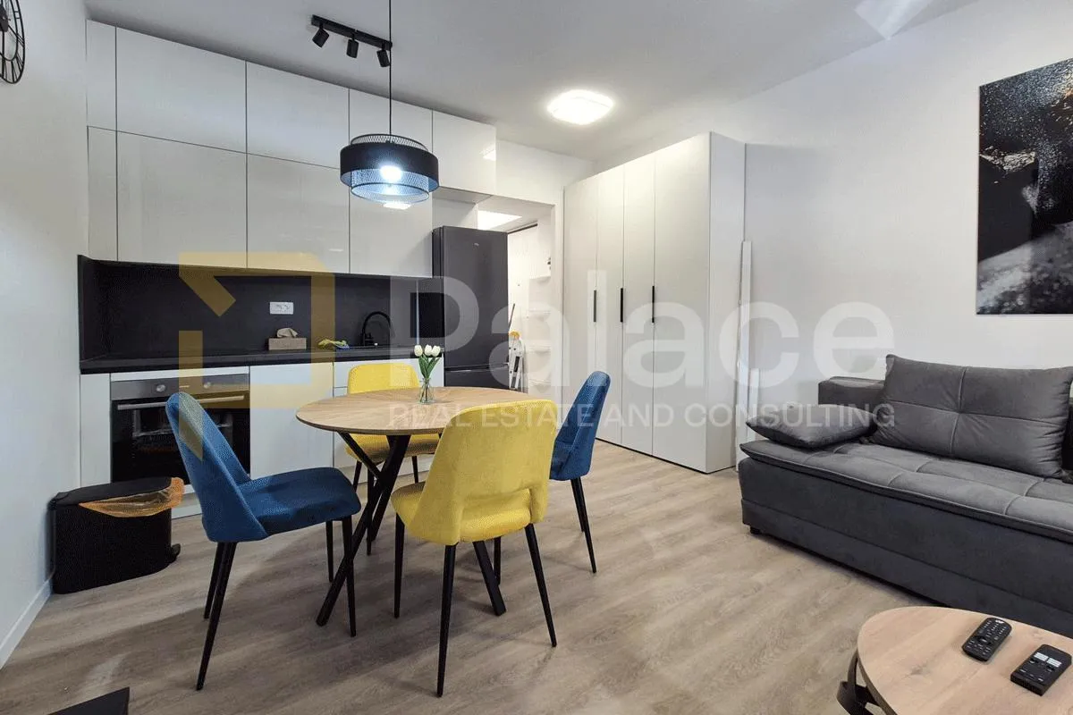dizajnerski renoviran stan u kranjčevićevoj 35 m² - slika 7