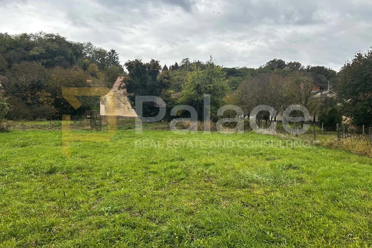 zagreb granešina , veliko zemljšte 4450m2 sa kućom i pomoćnim zgradama - slika 5