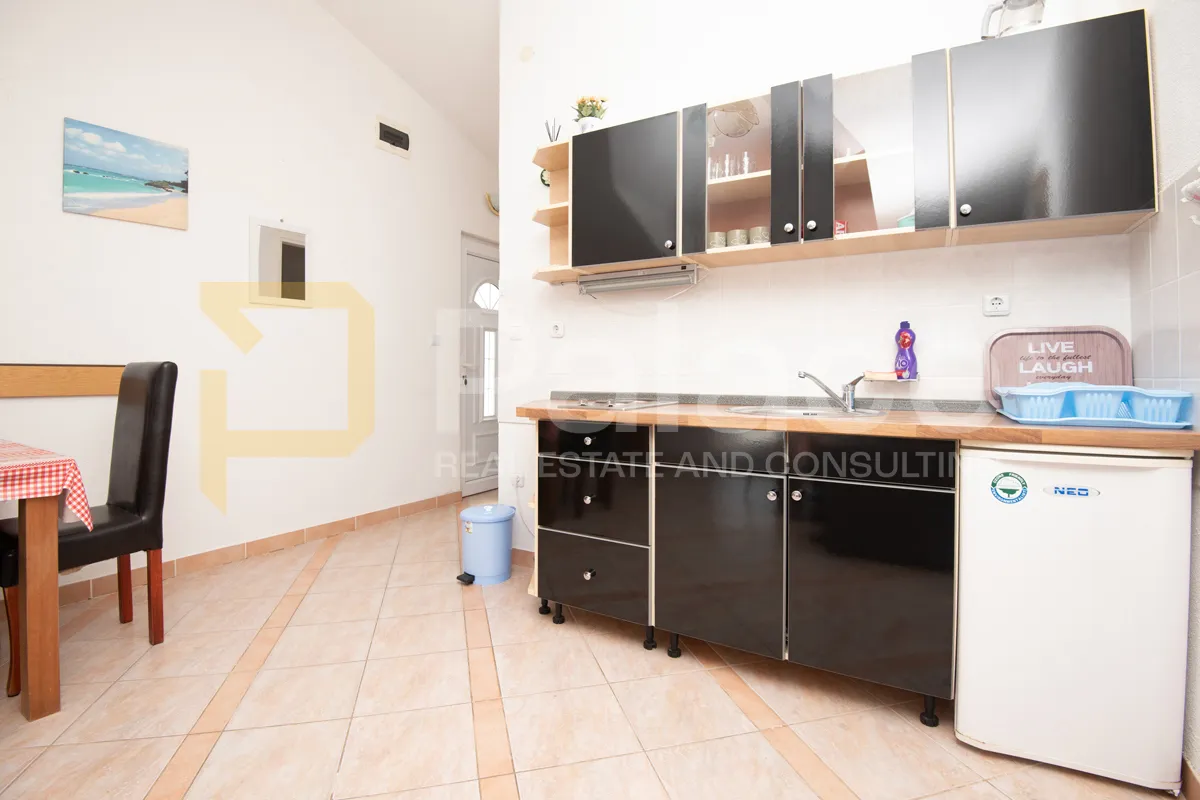 apartmanska kuća s pogledom na more, rogoznica - slika 18